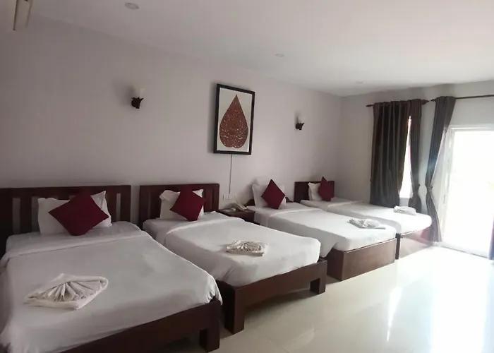Elmas Hotel 3*